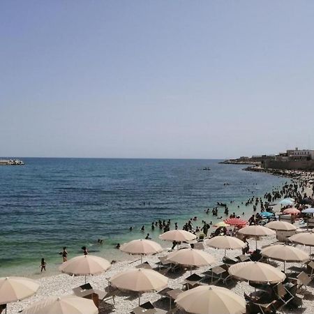 Tre Metri Sopra Il Mare Villa Bisceglie Eksteriør billede