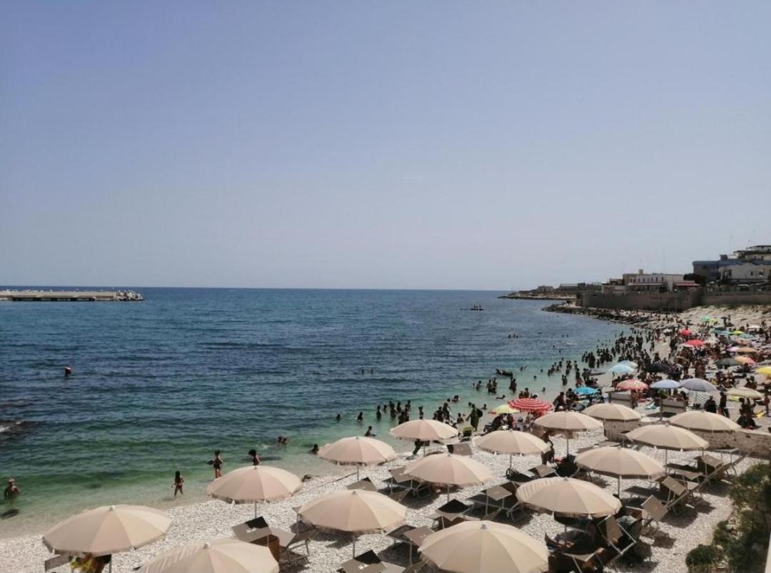 Tre Metri Sopra Il Mare Villa Bisceglie Eksteriør billede