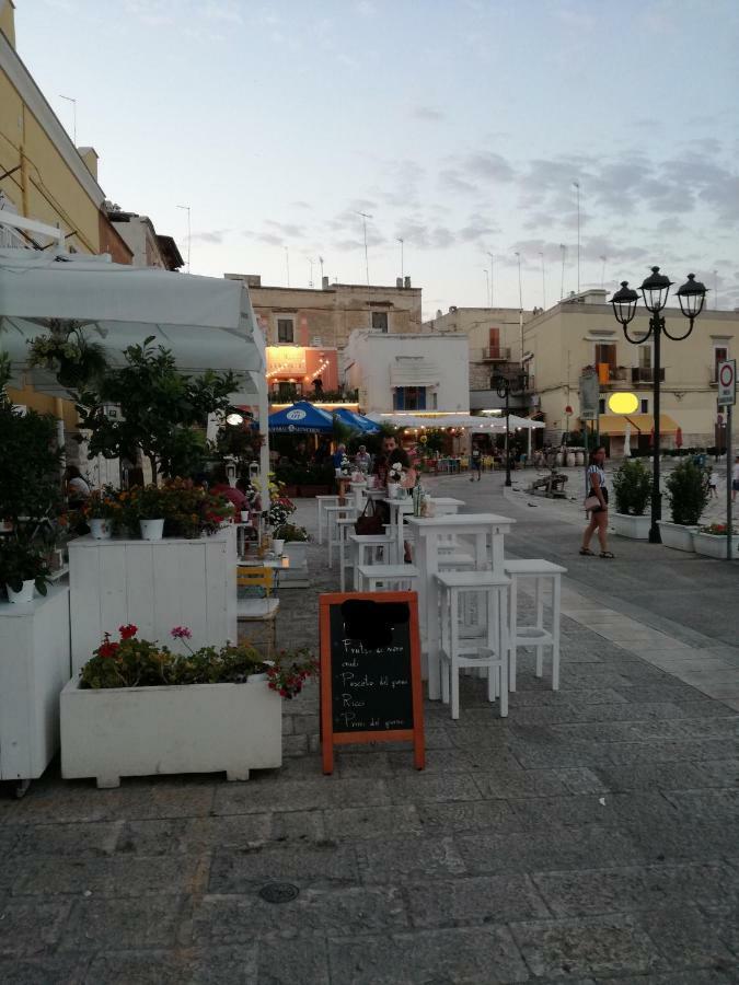 Tre Metri Sopra Il Mare Villa Bisceglie Eksteriør billede